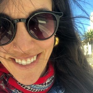 Meet your Posher, Helena